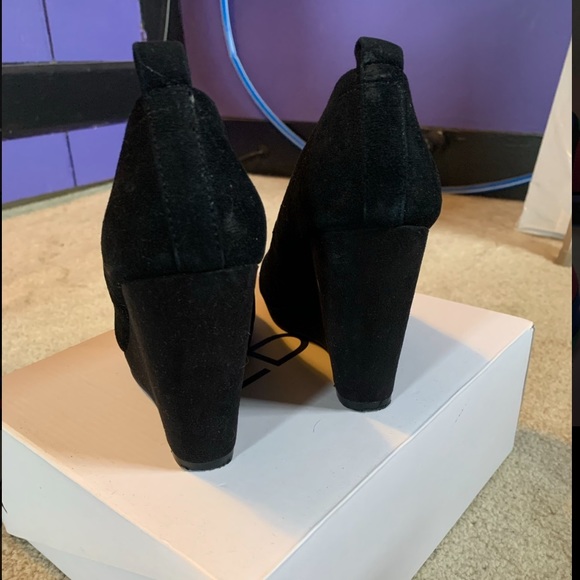 Black Suede Wedges - Picture 3 of 3